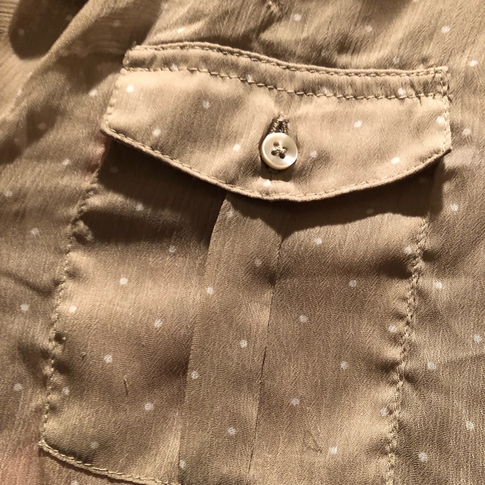Beautiful Blouse - Picture 2 of 2